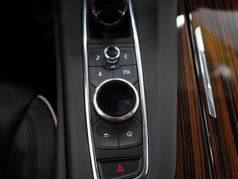 Used 2024 Cadillac Escalade Premium Luxury w/ Touring Package AWD/4WD image 25