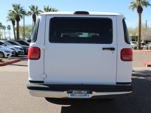 Used 2002 Dodge B3500 image 4