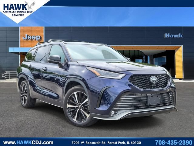 Used 2021 Toyota Highlander XSE AWD/4WD image 1