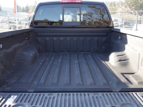 Certified 2022 Nissan Frontier SV w/ Technology Package image 19