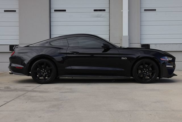 Used 2019 Ford Mustang GT RWD image 16