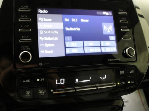 Used 2022 Toyota Prius XLE w/ Advanced Technology Package image 20