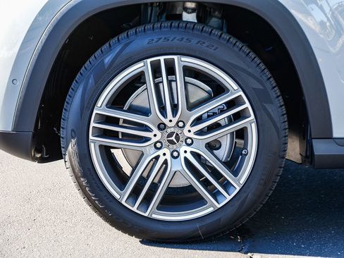 New 2026 Mercedes-Benz GLS 450 GLS 450 image 9