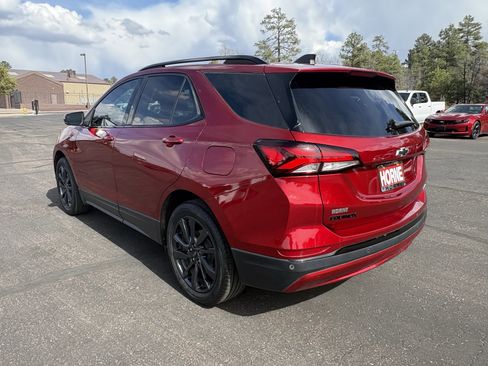 Used 2024 Chevrolet Equinox RS w/ RS Leather Package image 5