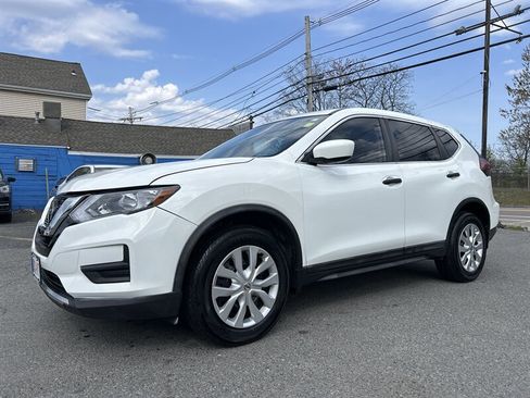 Used 2018 Nissan Rogue S AWD/4WD image 1