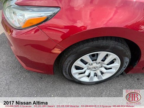 Used 2017 Nissan Altima 2.5 S w/ Power Driver Seat Package FWD image 9
