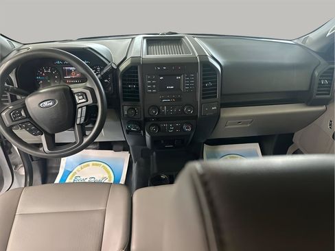 Used 2017 Ford F150 XL w/ Equipment Group 101A Mid AWD/4WD image 9