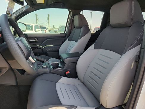 Used 2024 Toyota Tacoma TRD Sport image 10