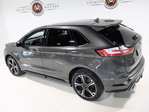 Used 2019 Ford Edge ST w/ Cold Weather Package image 10