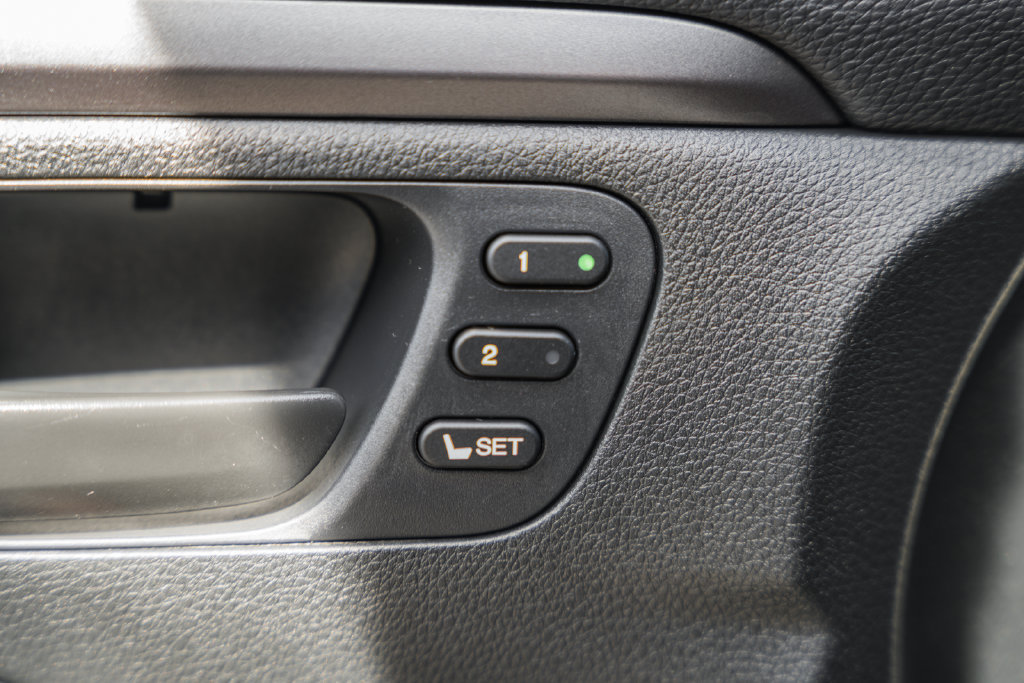 Certified 2025 Honda Passport EX-L image 42