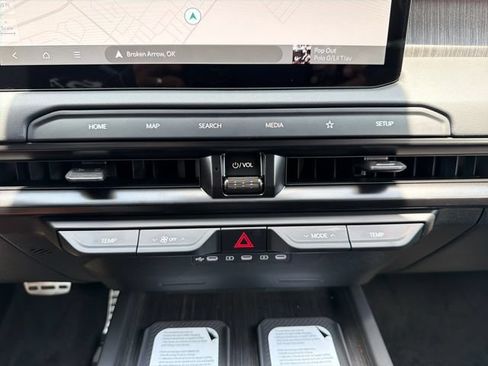 New 2027 Kia Telluride SX Prestige X-Line AWD/4WD image 14