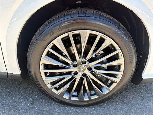 Used 2025 Lexus RX 450h AWD w/ Luxury Package image 33