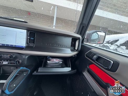 Certified 2023 Ford Bronco Wildtrak image 19