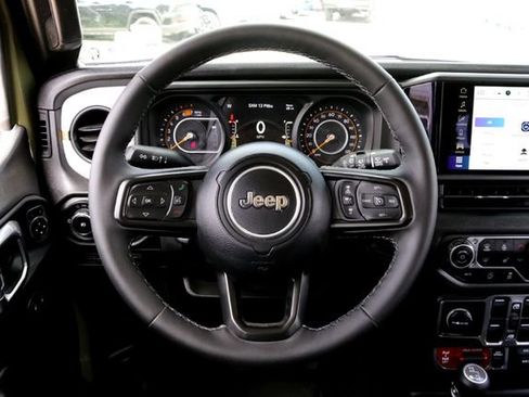 Used 2025 Jeep Wrangler Unlimited Sport AWD/4WD image 28