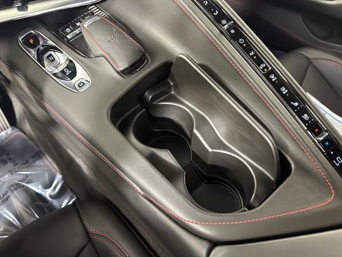 Used 2022 Chevrolet Corvette Stingray Premium Conv w/ Z51 Performance Package RWD image 30
