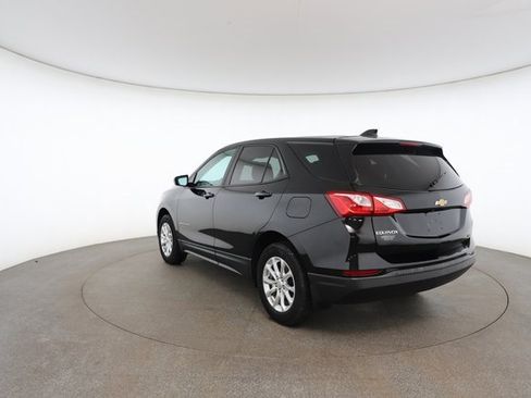 Used 2020 Chevrolet Equinox LS w/ LS Convenience Package image 11