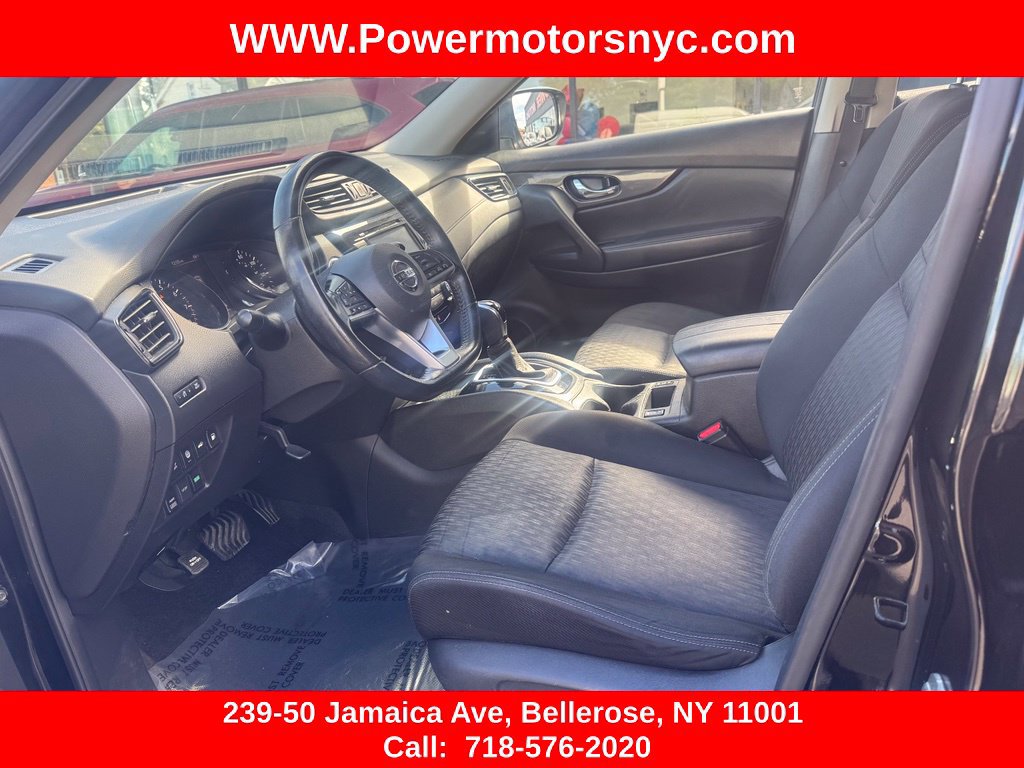 Used 2019 Nissan Rogue SV AWD/4WD image 16