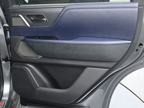 New 2026 INFINITI QX80 4WD image 38