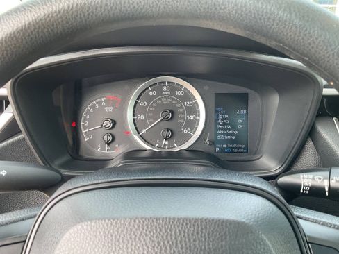 Used 2021 Toyota Corolla LE FWD image 21