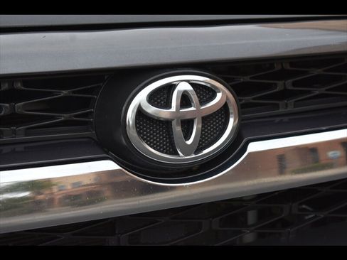Used 2016 Toyota 4Runner Limited AWD/4WD image 50