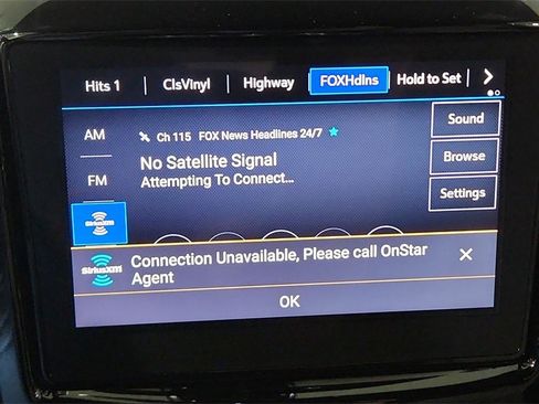 Used 2023 Chevrolet Traverse LT image 20