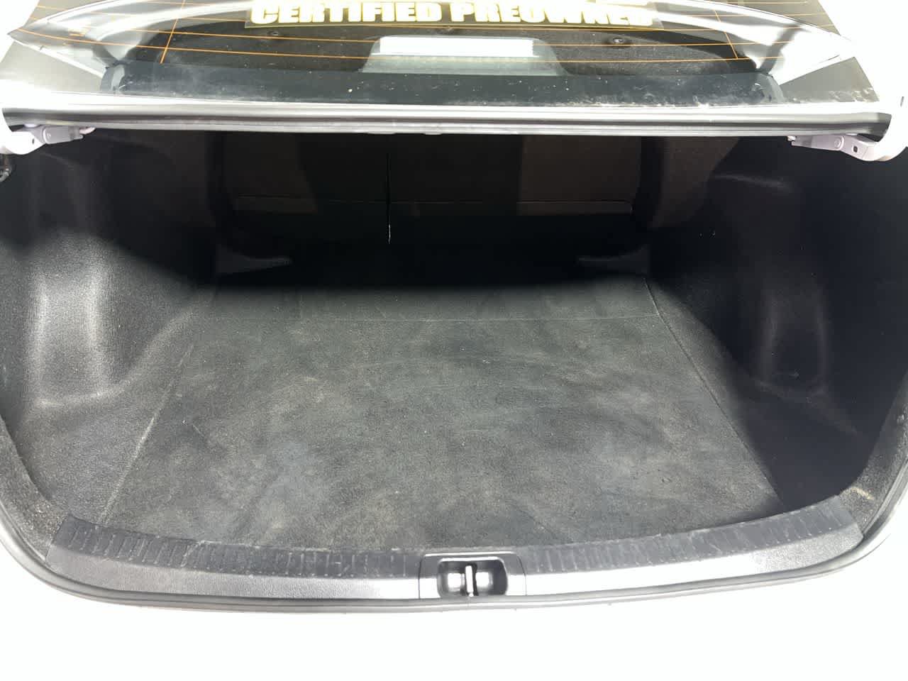 Used 2025 Toyota Corolla LE w/ LE Premium Package FWD image 28