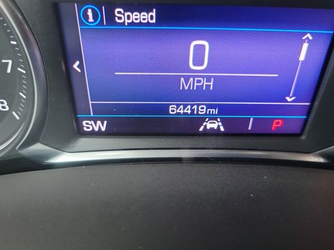 Used 2020 GMC Terrain SLE image 28