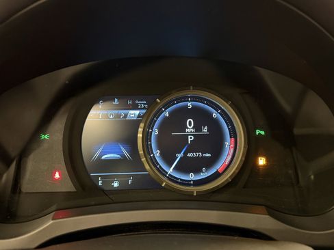 Used 2018 Lexus IS 350 F Sport image 8