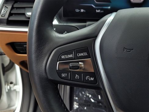 Used 2023 BMW i4 eDrive40 w/ Premium Package image 32