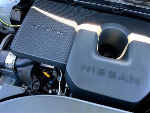 Certified 2025 Nissan Murano SL image 17