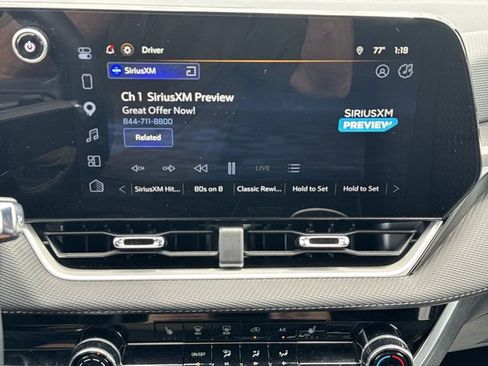 Used 2026 Chevrolet Equinox LT FWD image 23