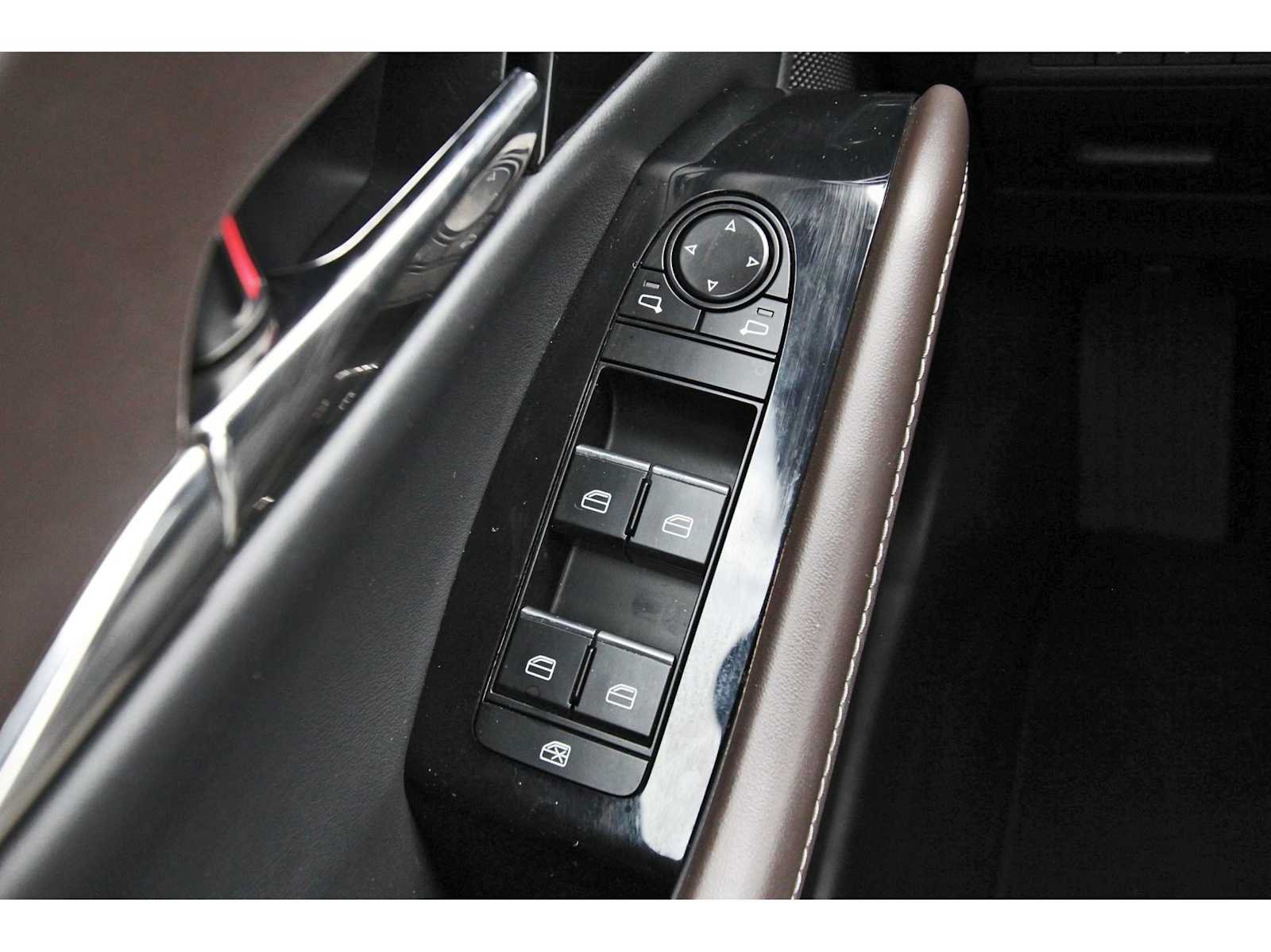 Used 2023 MAZDA CX-30 AWD 2.5 S w/ Premium Package image 19