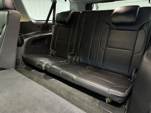 Used 2016 GMC Yukon XL Denali image 27