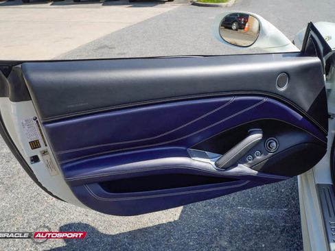 Used 2015 Ferrari California T RWD image 16