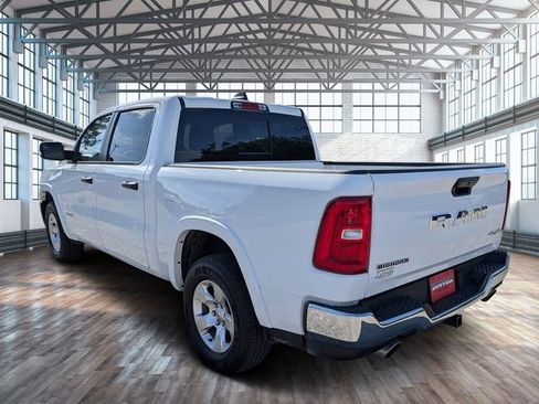 Used 2025 RAM 1500 Big Horn AWD/4WD image 6