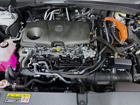 Certified 2025 Toyota Grand Highlander AWD Hybrid image 38