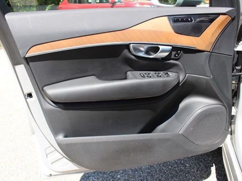 Certified 2023 Volvo XC90 B6 Plus w/ Protection Package Premier AWD/4WD image 25