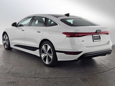 Used 2025 Audi A6 e-tron Premium Plus w/ Premium Plus RWD image 5