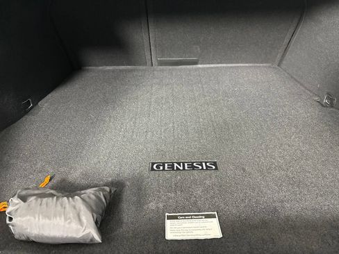 Used 2024 Genesis G70 2.5T w/ Sport Prestige Package RWD image 26