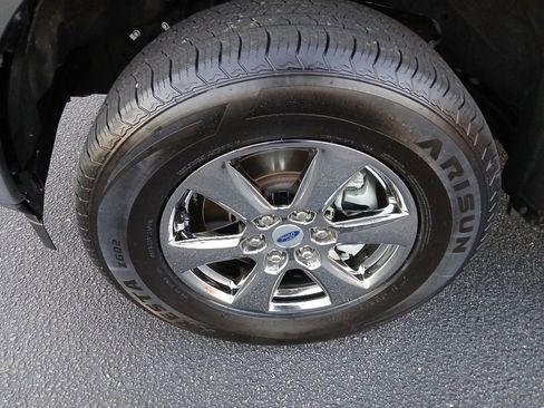 Used 2020 Ford F150 XLT w/ Equipment Group 302A Luxury image 9