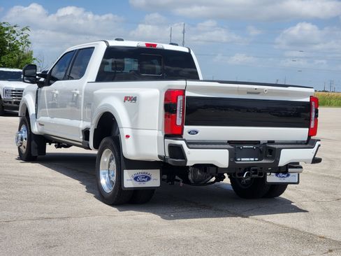 New 2026 Ford F450 Platinum w/ FX4 Off-Road Package AWD/4WD image 5