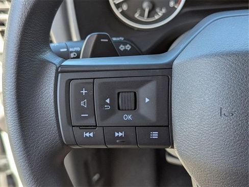 Certified 2025 Nissan Rogue S image 31