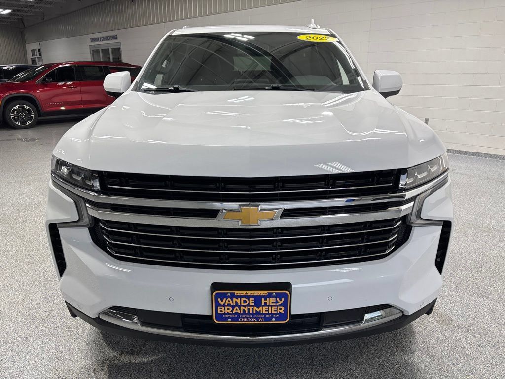 Used 2022 Chevrolet Suburban LT AWD/4WD image 2