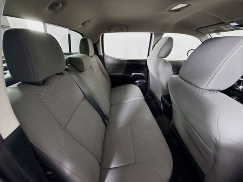 Used 2020 Toyota Tacoma SR5 image 28