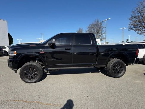 Used 2021 RAM 2500 Laramie AWD/4WD image 2