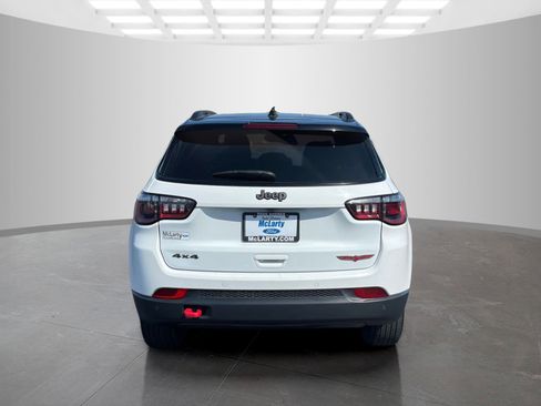 Used 2024 Jeep Compass Trailhawk AWD/4WD image 5