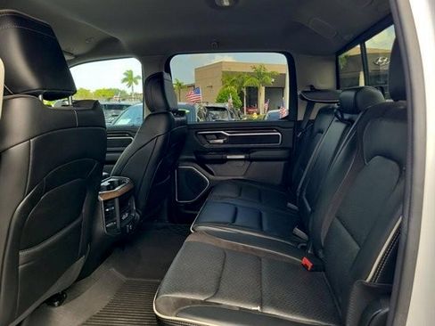 Used 2022 RAM 1500 Laramie AWD/4WD image 15
