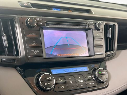 Used 2013 Toyota RAV4 XLE image 13