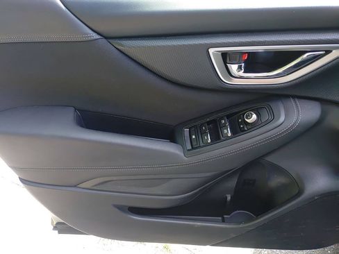 Used 2019 Subaru Forester Premium AWD/4WD image 11