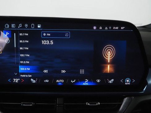 Used 2024 Chevrolet Equinox EV LT w/ LPO, Blackout Package image 35